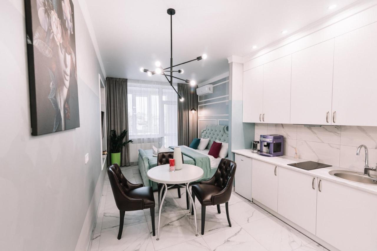Royal Tower Vip Smart Apartments 1 Kiev Dış mekan fotoğraf