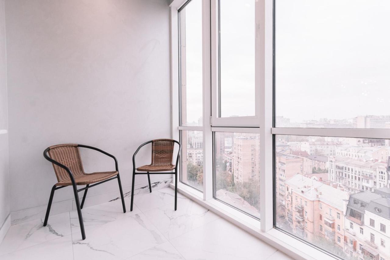 Royal Tower Vip Smart Apartments 1 Kiev Dış mekan fotoğraf