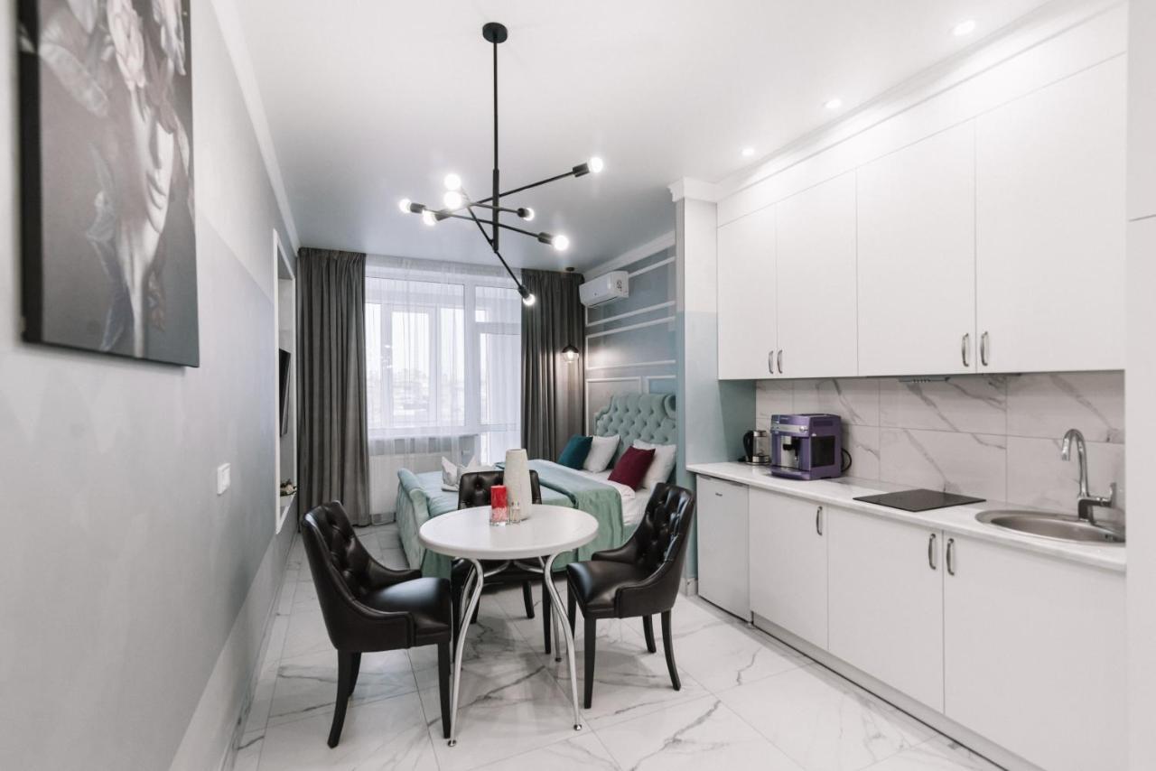 Royal Tower Vip Smart Apartments 1 Kiev Dış mekan fotoğraf